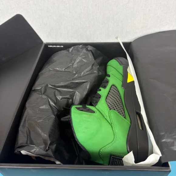 Jordan Men's 5 Oregon Ducks Apple Green Black Yellow. - Picture 8 of 11